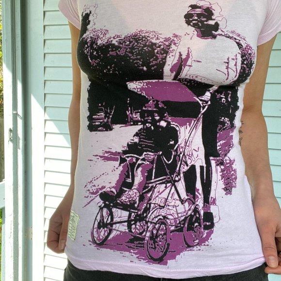 Cardboard Robot Gas Mask Screen Tee - Picture 2 of 4